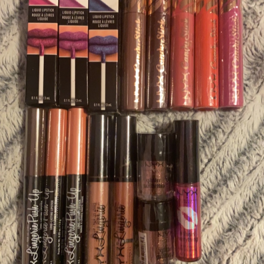 NYX make up lot huge